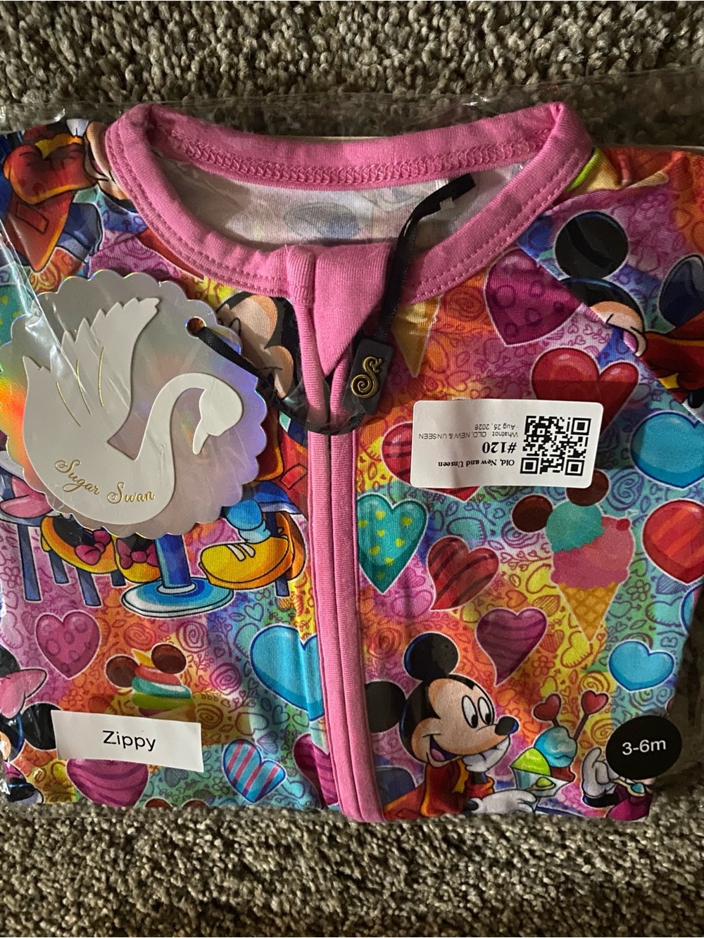 Sugar Swan 3-6 month zippy NWT